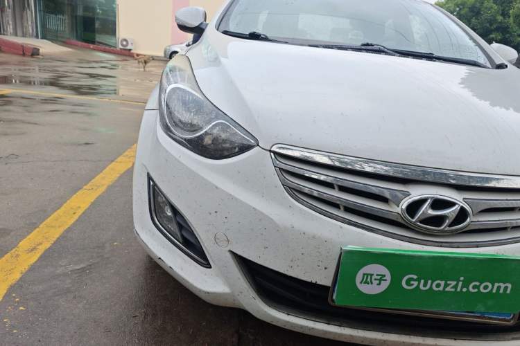 Used Hyundai Elantra (5th Generation / Langdong) 2012 1.6L Automatic Leading Model Right Front Headlight