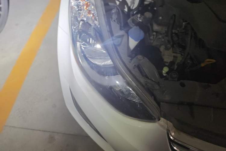 Used Hyundai Elantra (5th Generation / Langdong) 2012 1.6L Manual Leading Model Right Front Headlight
