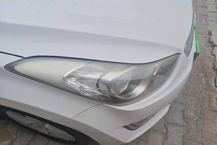 Used Hyundai Elantra (5th Generation / Langdong) 2012 1.6L Automatic Fashion Edition Right Front Headlight