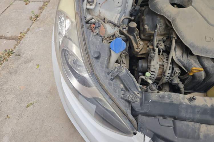 Used Hyundai Elantra (5th Generation / Langdong) 2012 1.6L Manual Leading Model Right Front Headlight