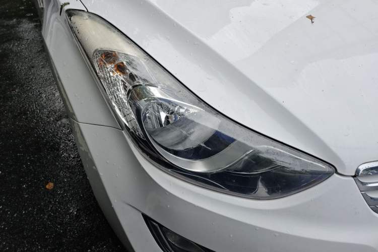 Used Hyundai Elantra (5th Generation / Langdong) 2012 1.6L Automatic Fashion Edition Right Front Headlight