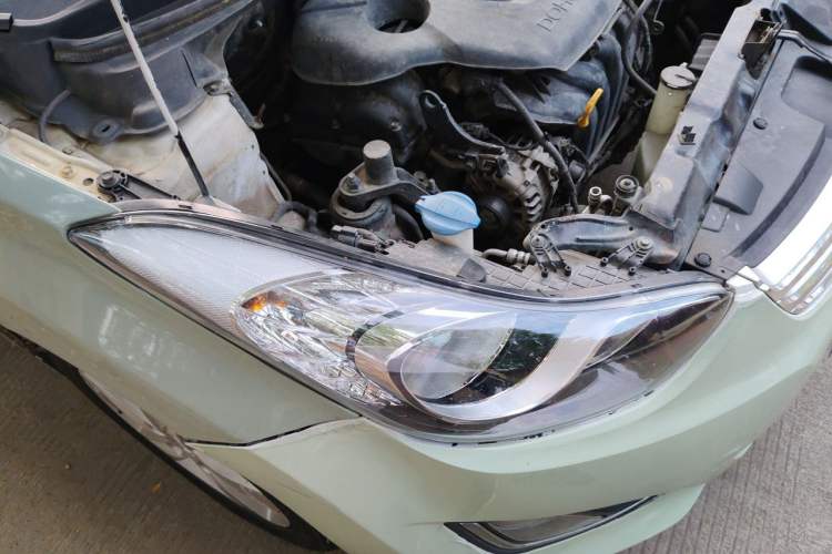 Used Hyundai Elantra (5th Generation / Langdong) 2012 1.6L Automatic Prestige Model Right Front Headlight
