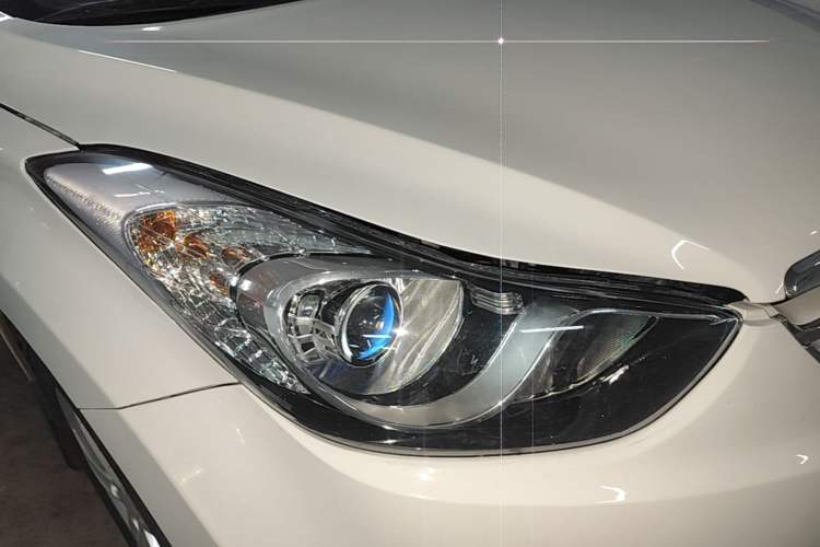 Used Hyundai Elantra (5th Generation / Langdong) 2012 1.6L Automatic Fashion Edition Right Front Headlight