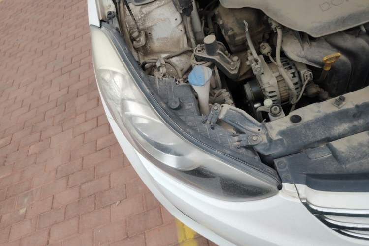 Used Hyundai Elantra (5th Generation / Langdong) 2012 1.6L Manual Leading Model Right Front Headlight