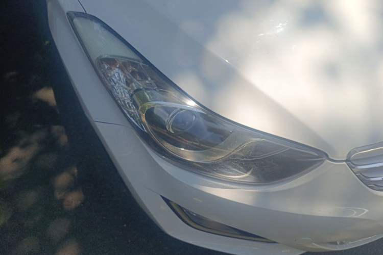 Used Hyundai Elantra (5th Generation / Langdong) 2012 1.6L Automatic Leading Model Right Front Headlight
