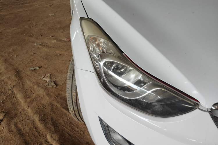 Used Hyundai Elantra (5th Generation / Langdong) 2012 1.6L Automatic Fashion Edition Right Front Headlight