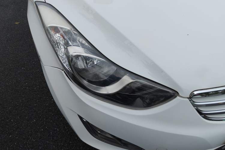 Used Hyundai Elantra (5th Generation / Langdong) 2012 1.6L Automatic Fashion Edition Right Front Headlight