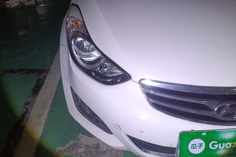 Used Hyundai Elantra (5th Generation / Langdong) 2012 1.6L Automatic Prestige Model Right Front Headlight