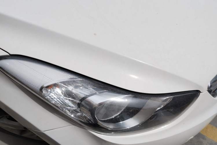 Used Hyundai Elantra (5th Generation / Langdong) 2012 1.6L Automatic Fashion Edition Right Front Headlight