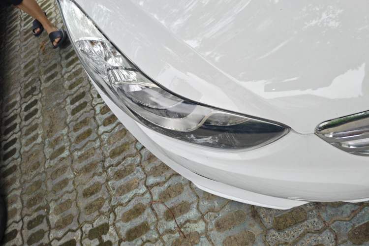 Used Hyundai Elantra (5th Generation / Langdong) 2012 1.6L Manual Leading Model Right Front Headlight