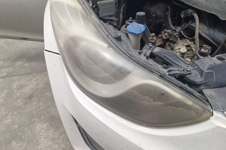 Used Hyundai Elantra (5th Generation / Langdong) 2012 1.6L Manual Leading Model Right Front Headlight