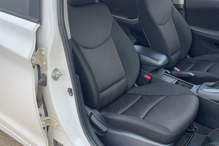 Used Hyundai Elantra (5th Generation / Langdong) 2012 1.6L Automatic Fashion Edition Right Front Seat