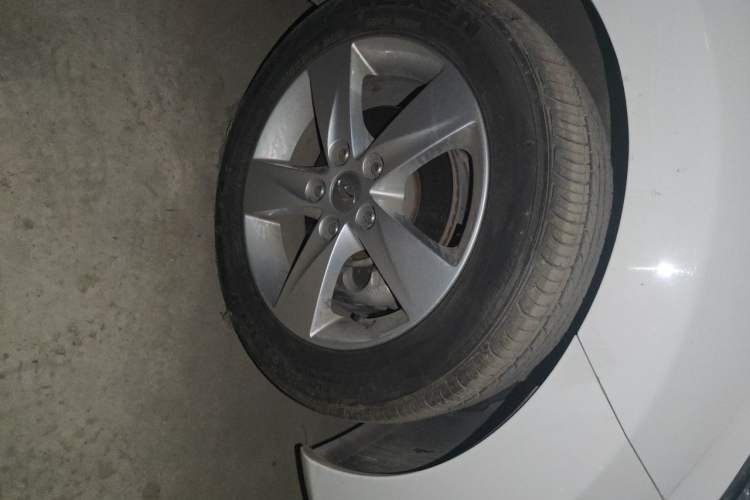 Used Hyundai Elantra (5th Generation / Langdong) 2012 1.6L Manual Leading Model Right Front Wheel Hub