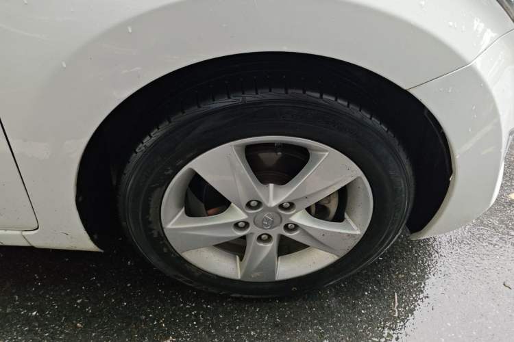 Used Hyundai Elantra (5th Generation / Langdong) 2012 1.6L Automatic Fashion Edition Right Front Wheel Hub