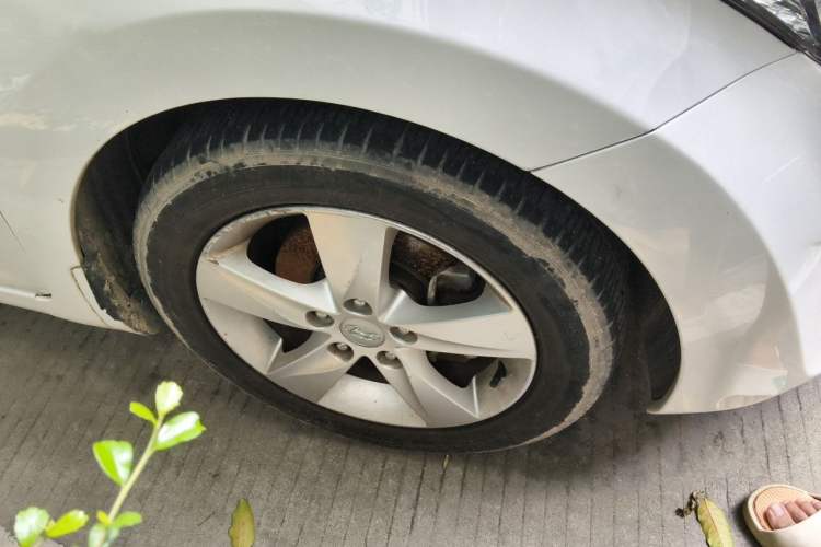 Used Hyundai Elantra (5th Generation / Langdong) 2012 1.6L Manual Fashion Edition Right Front Wheel Hub