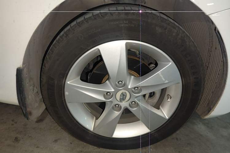 Used Hyundai Elantra (5th Generation / Langdong) 2012 1.6L Automatic Fashion Edition Right Front Wheel Hub