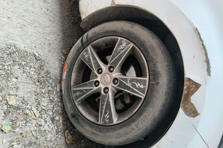 Used Hyundai Elantra (5th Generation / Langdong) 2012 1.6L Manual Fashion Edition Right Front Wheel Hub