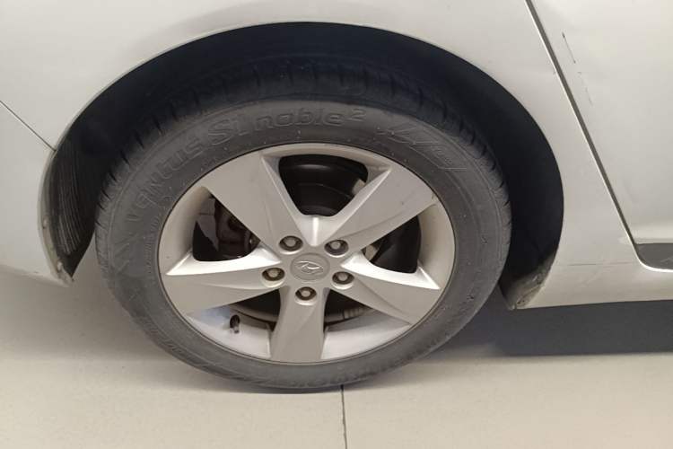 Used Hyundai Elantra (5th Generation / Langdong) 2012 1.6L Automatic Leading Model Right Rear Wheel Hub
