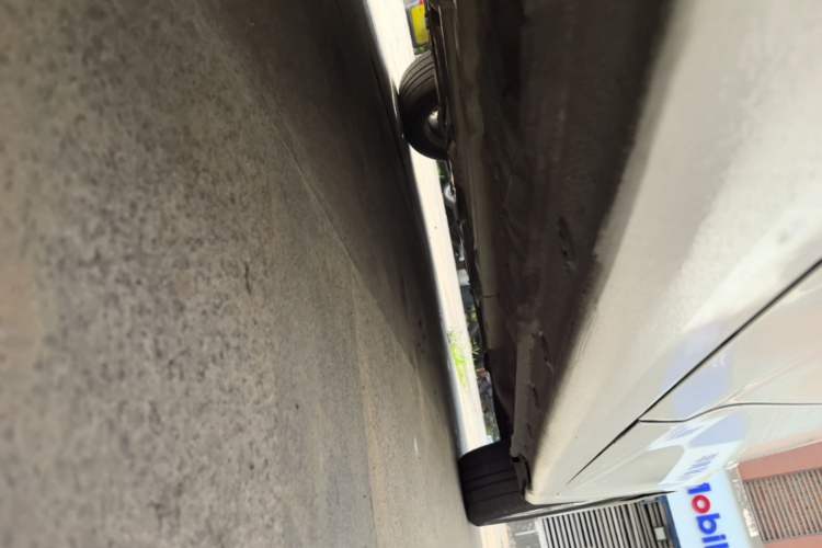 Used Hyundai Elantra (5th Generation / Langdong) 2012 1.6L Automatic Fashion Edition Right Side Sill