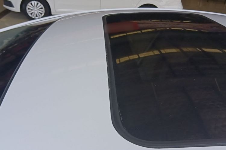 Used Hyundai Elantra (5th Generation / Langdong) 2012 1.6L Manual Leading Model Roof