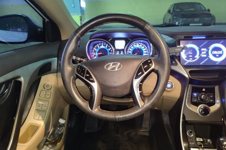 Used Hyundai Elantra (5th Generation / Langdong) 2012 1.6L Manual Leading Model Steering Wheel