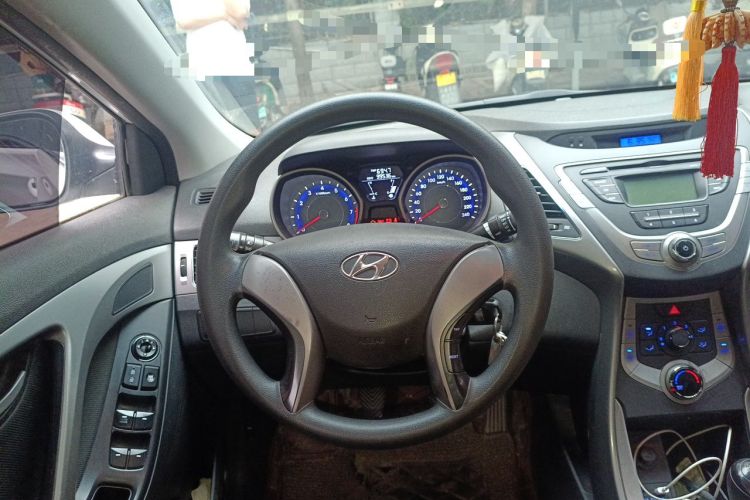 Used Hyundai Elantra (5th Generation / Langdong) 2012 1.6L Manual Fashion Edition Steering Wheel