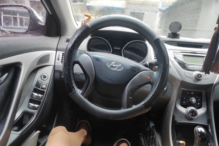 Used Hyundai Elantra (5th Generation / Langdong) 2012 1.6L Automatic Leading Model Steering Wheel