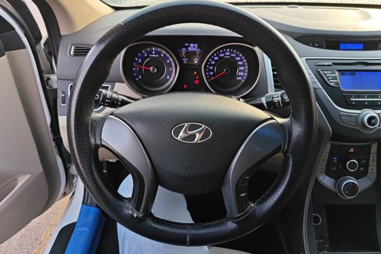 Used Hyundai Elantra (5th Generation / Langdong) 2012 1.6L Manual Fashion Edition Steering Wheel