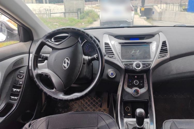 Used Hyundai Elantra (5th Generation / Langdong) 2012 1.6L Manual Leading Model Steering Wheel