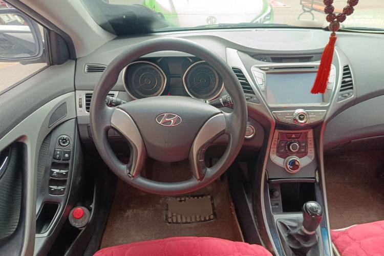 Used Hyundai Elantra (5th Generation / Langdong) 2012 1.6L Manual Leading Model Steering Wheel