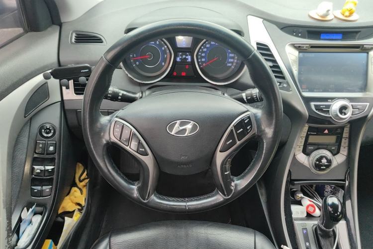 Used Hyundai Elantra (5th Generation / Langdong) 2012 1.6L Automatic Prestige Model Steering Wheel