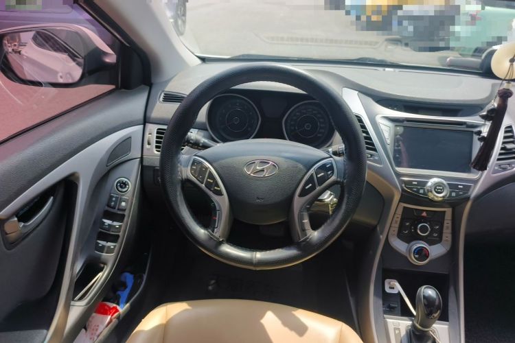 Used Hyundai Elantra (5th Generation / Langdong) 2012 1.6L Automatic Fashion Edition Steering Wheel