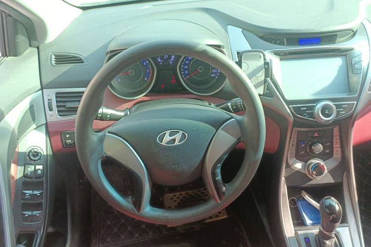 Used Hyundai Elantra (5th Generation / Langdong) 2012 1.6L Automatic Fashion Edition Steering Wheel
