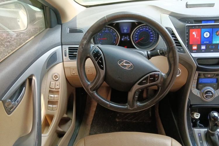 Used Hyundai Elantra (5th Generation / Langdong) 2012 1.6L Automatic Prestige Model Steering Wheel