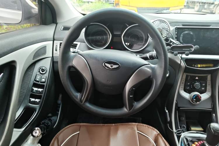 Used Hyundai Elantra (5th Generation / Langdong) 2012 1.6L Manual Leading Model Steering Wheel
