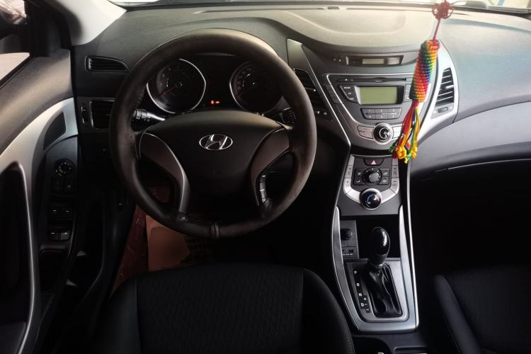Used Hyundai Elantra (5th Generation / Langdong) 2012 1.6L Automatic Fashion Edition Steering Wheel