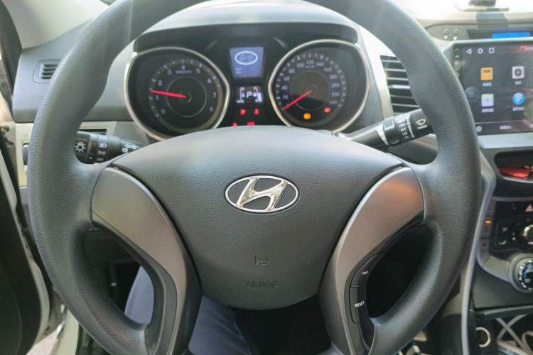 Used Hyundai Elantra (5th Generation / Langdong) 2012 1.6L Automatic Leading Model Steering Wheel