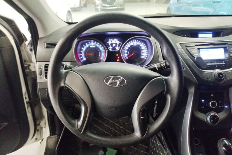 Used Hyundai Elantra (5th Generation / Langdong) 2012 1.6L Automatic Fashion Edition Steering Wheel