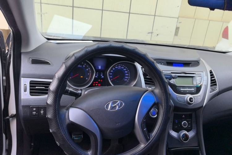 Used Hyundai Elantra (5th Generation / Langdong) 2012 1.6L Manual Leading Model Steering Wheel