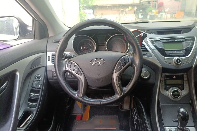 Used Hyundai Elantra (5th Generation / Langdong) 2012 1.6L Automatic Leading Model Steering Wheel