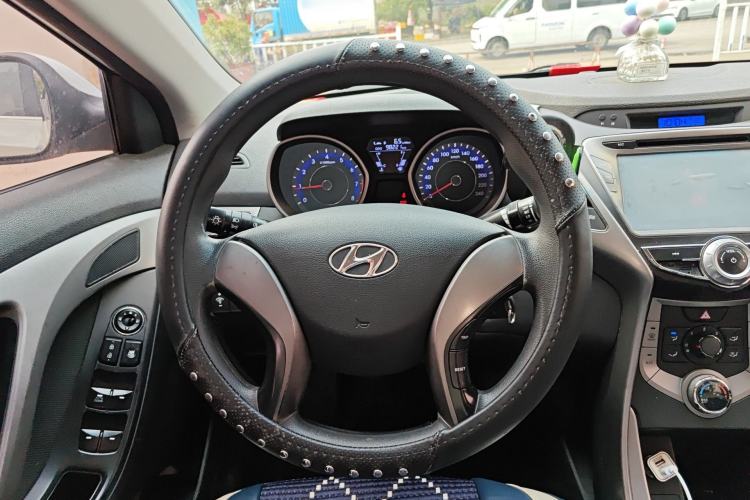 Used Hyundai Elantra (5th Generation / Langdong) 2012 1.6L Manual Fashion Edition Steering Wheel