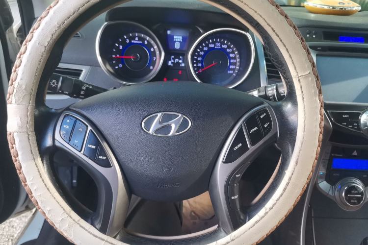 Used Hyundai Elantra (5th Generation / Langdong) 2012 1.6L Automatic Prestige Model Steering Wheel