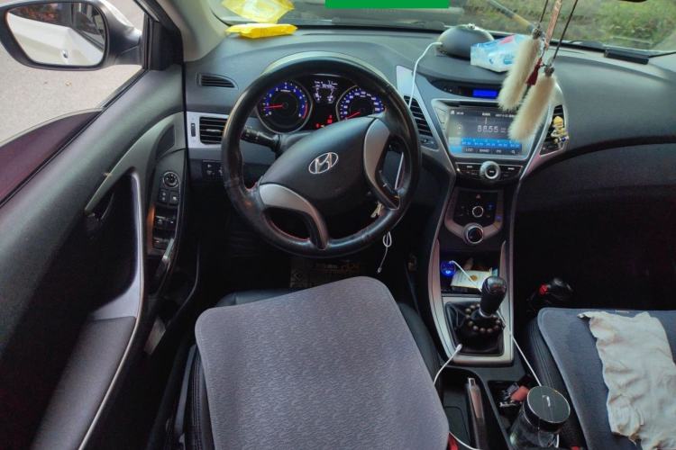 Used Hyundai Elantra (5th Generation / Langdong) 2012 1.6L Manual Fashion Edition Steering Wheel