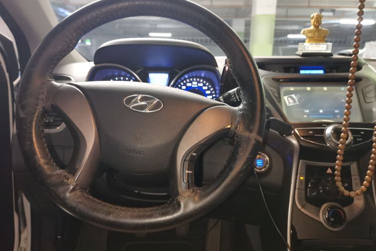 Used Hyundai Elantra (5th Generation / Langdong) 2012 1.6L Manual Leading Model Steering Wheel