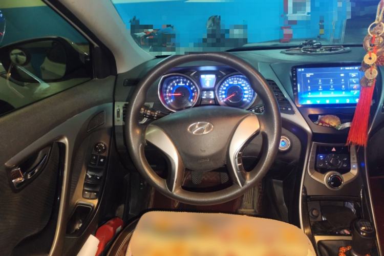 Used Hyundai Elantra (5th Generation / Langdong) 2012 1.6L Manual Leading Model Steering Wheel