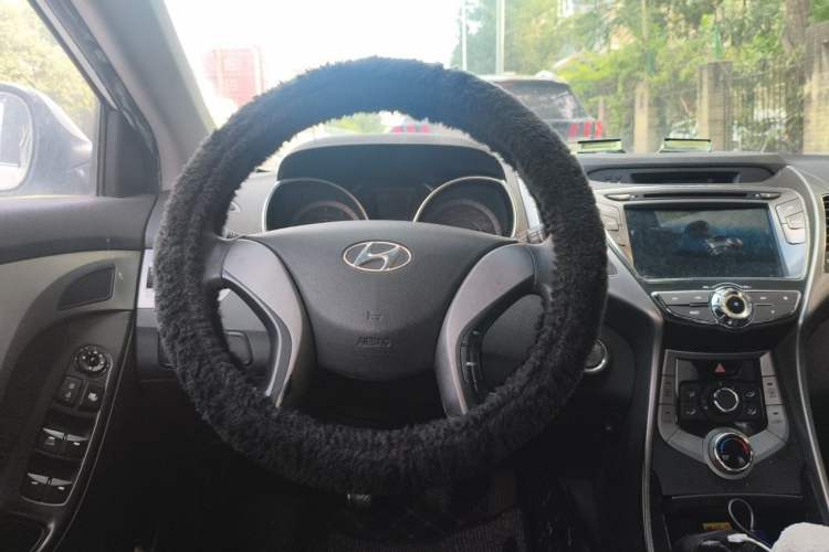 Used Hyundai Elantra (5th Generation / Langdong) 2012 1.6L Manual Leading Model Steering Wheel