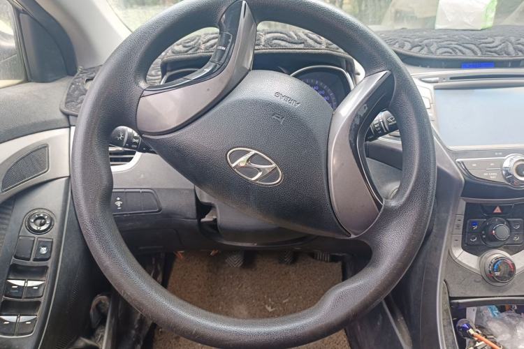Used Hyundai Elantra (5th Generation / Langdong) 2012 1.6L Manual Leading Model Steering Wheel