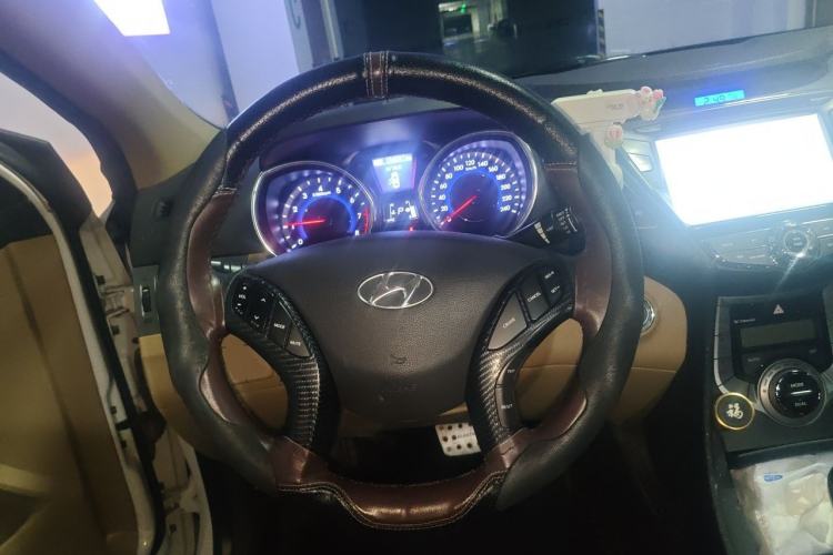 Used Hyundai Elantra (5th Generation / Langdong) 2012 1.6L Automatic Prestige Model Steering Wheel