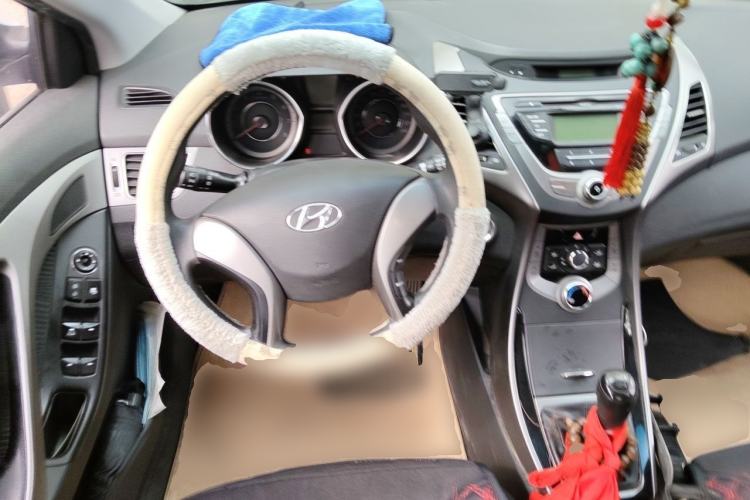 Used Hyundai Elantra (5th Generation / Langdong) 2012 1.6L Manual Leading Model Steering Wheel