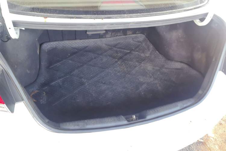 Used Hyundai Elantra (5th Generation / Langdong) 2012 1.6L Manual Leading Model Trunk